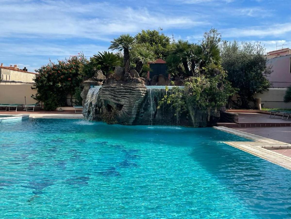 الشقق الفندقية Le Residenze Del Golfo Di أروسييْ المظهر الخارجي الصورة