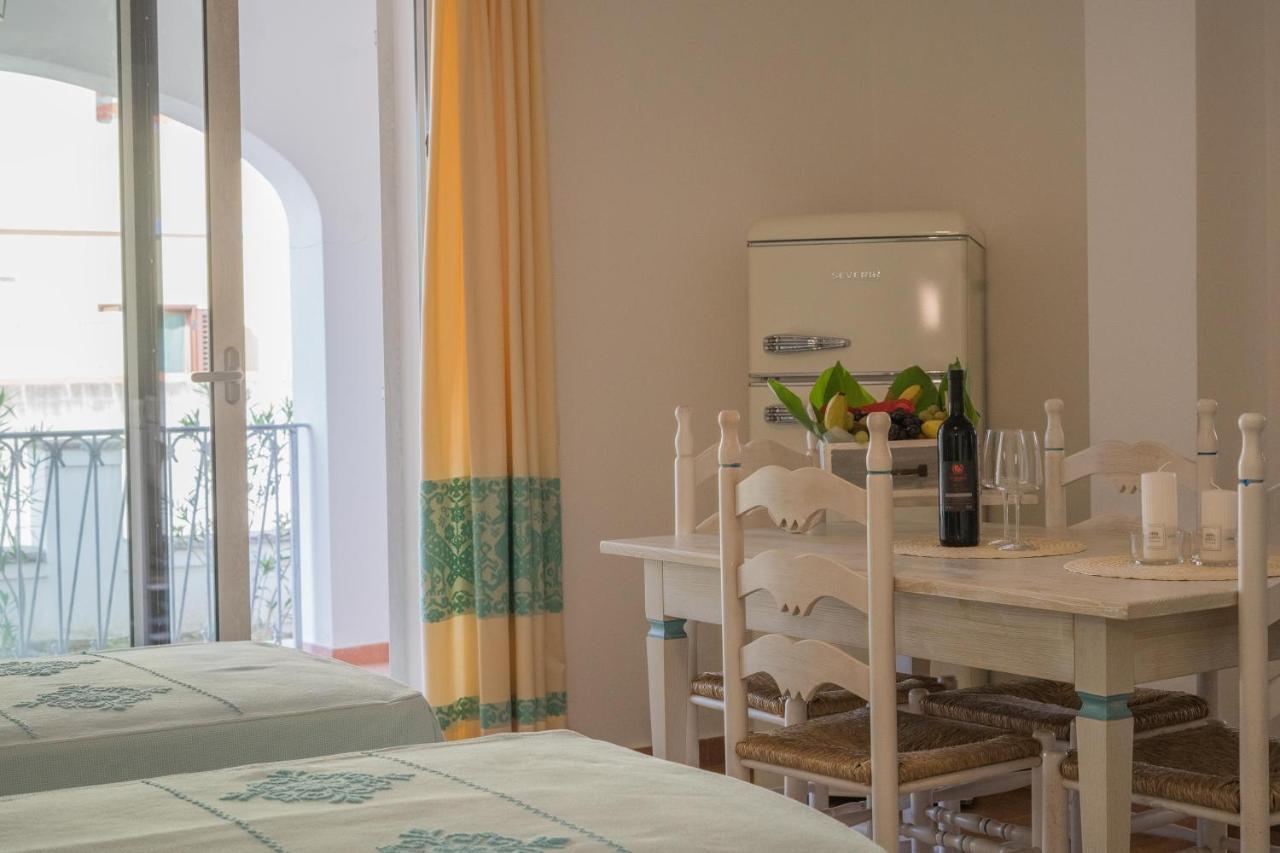 الشقق الفندقية Le Residenze Del Golfo Di أروسييْ المظهر الخارجي الصورة