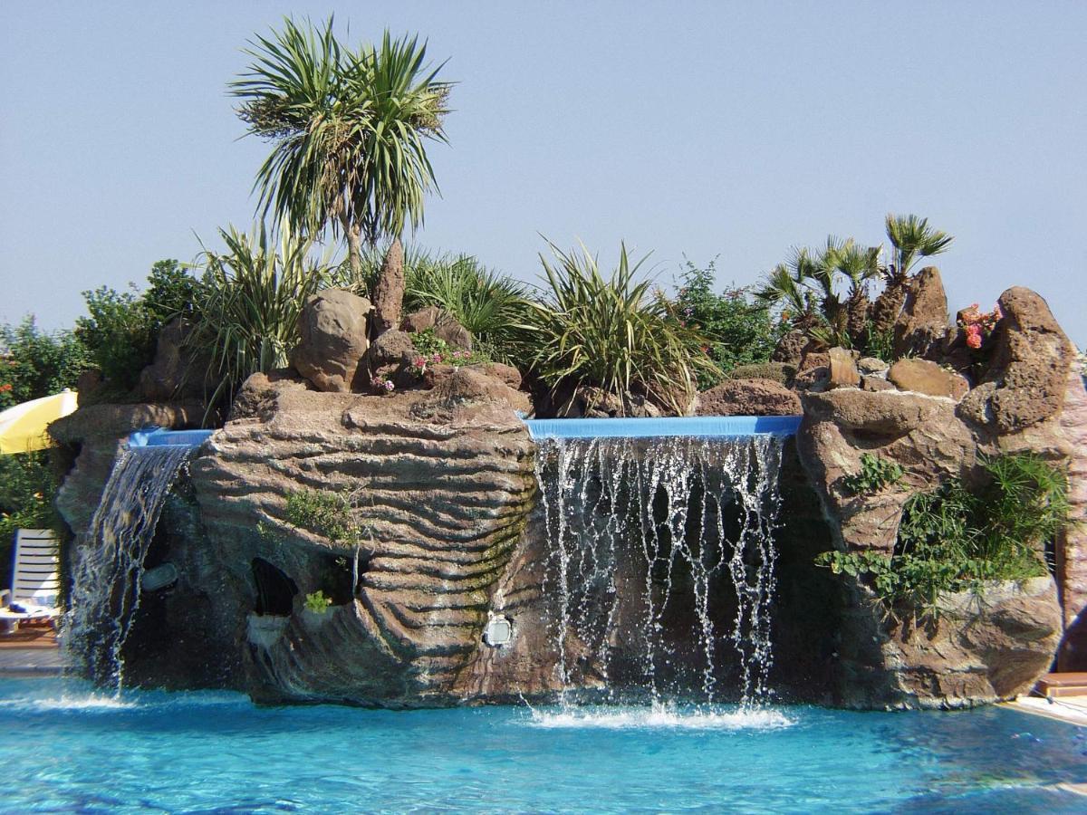 الشقق الفندقية Le Residenze Del Golfo Di أروسييْ المظهر الخارجي الصورة